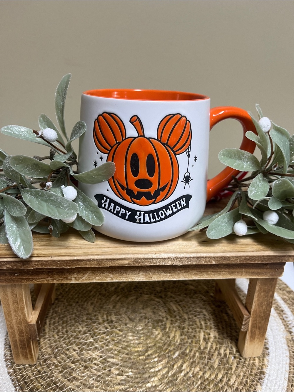 Disney Happy Halloween 16 oz Mug in new condition
